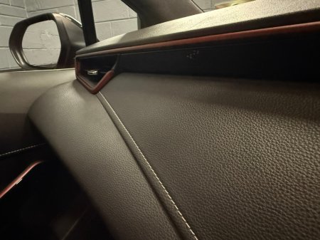 2019 Toyota Corolla 1.8 Hybrid Luna Sport Hatchback €18,900 thumbnail