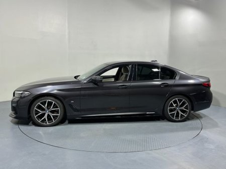 2022 BMW 5 Series 520D M Sport 222 €43,800