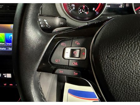 2016 Volkswagen Polo - thumbnail 31