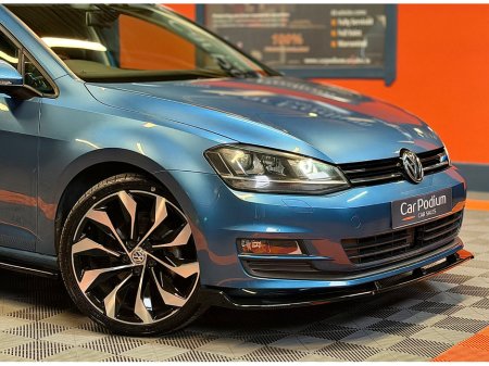 2014 Volkswagen Golf - thumbnail 2