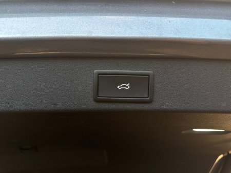 2025 Skoda Kodiaq 2.0TDI SEL *4.9% APR* €95 P/W ON PCP €52,995 thumbnail