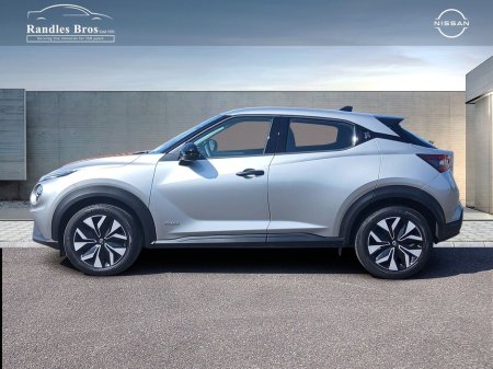 2025 Nissan Juke - view 3