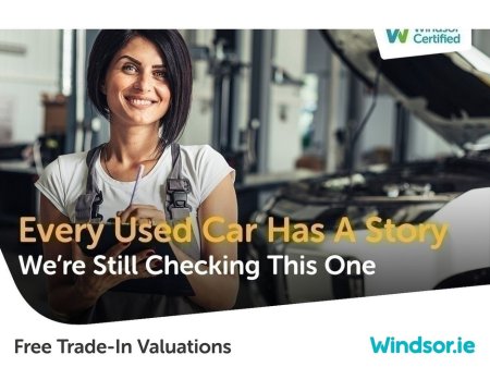 2024 Nissan Leaf - thumbnail 2