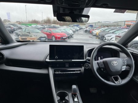 2024 Toyota C-HR Hybrid Sport €36,900 thumbnail