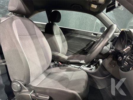 2016 Volkswagen Beetle - thumbnail 20