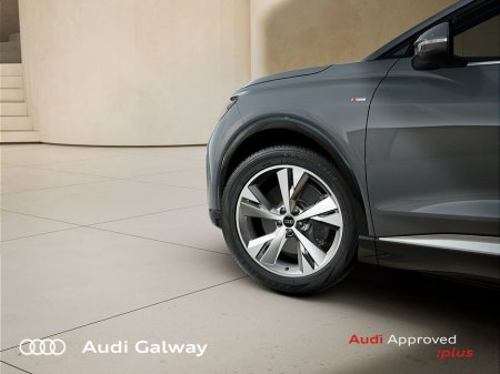 2025 Audi Q4 e-tron - thumbnail 5