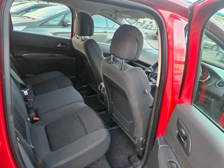 2016 Peugeot 3008 Active 1.6hdi 115 4DR €8,990