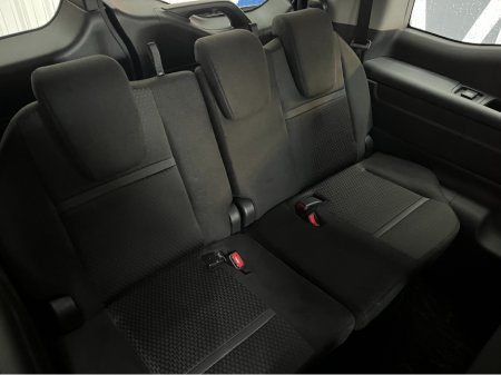 2019 Honda Stepwagon - thumbnail 14