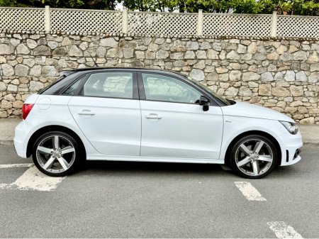 2014 Audi A1 - thumbnail 3