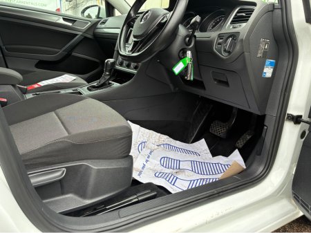 2014 Volkswagen Golf - thumbnail 8