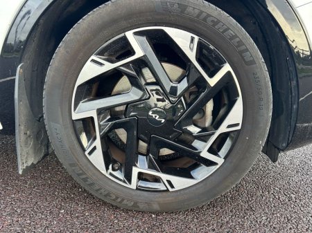 2024 Kia Sportage GTL SR Mhev MY23 5DR €41,900 thumbnail