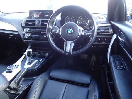 2017 BMW 1 Series - thumbnail 4