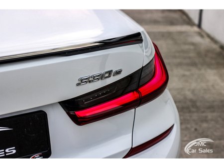 2021 BMW 3 Series - thumbnail 12