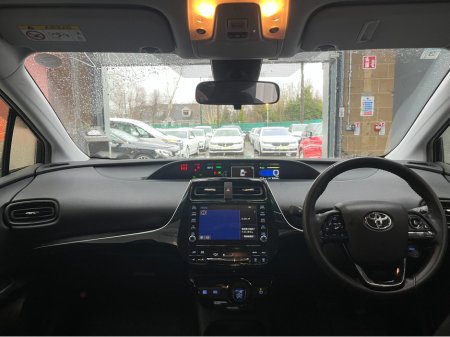 2022 Toyota Prius €21950 2022 TOYOTA PRIUS S 1.8 AUTOMATIC / CRUISE CONTROL / REVERSE CAMERA AND MORE €21,950 thumbnail