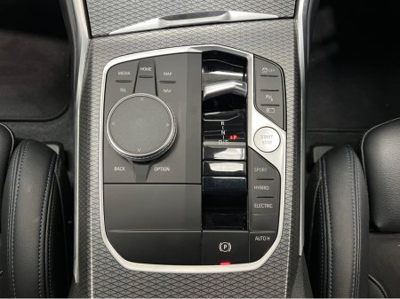 2023 BMW 3 Series - thumbnail 33