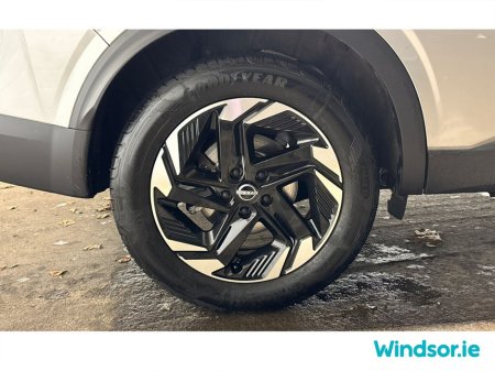 2025 Nissan Qashqai ePOWER QASHQAI SV €37,995 thumbnail