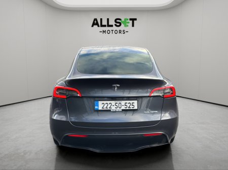 2022 Tesla Model Y AWD LR €31,950 thumbnail