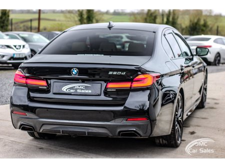 2021 BMW 5 Series - thumbnail 8