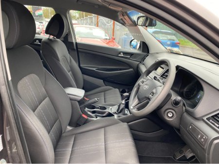 2017 Hyundai Tucson - thumbnail 9