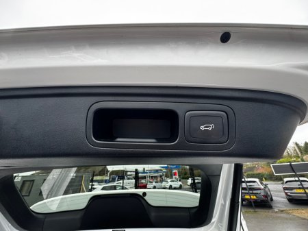 2025 MG HS Trophy thumbnail