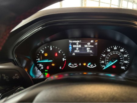 2020 Ford Focus 1.5 TDCI ST-LINE 120PS 5 5DR €17,900 thumbnail