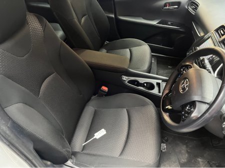 2022 Toyota Prius - thumbnail 10