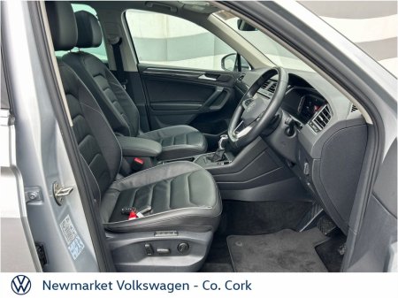 2023 Volkswagen Tiguan - thumbnail 8