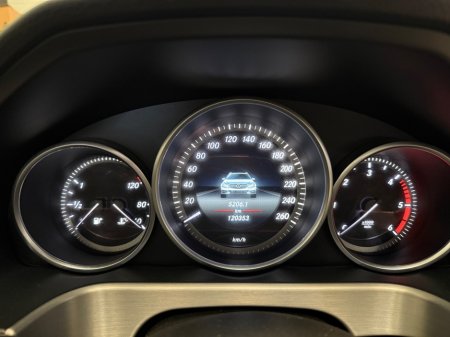 2014 Mercedes-Benz 220 - thumbnail 3