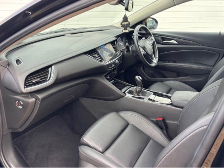 2022 Opel Insignia - thumbnail 16