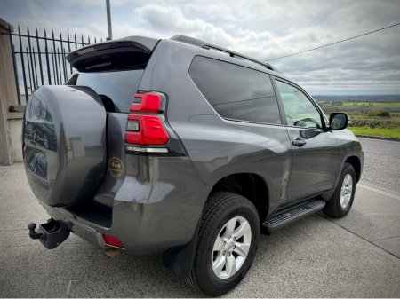 2024 Toyota Landcruiser - thumbnail 6