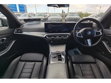 2022 BMW 3 Series - thumbnail 13