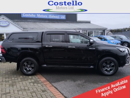 2021 Toyota Hilux 2.4 DOUBLE CAB SR5 4DR €36,000 thumbnail
