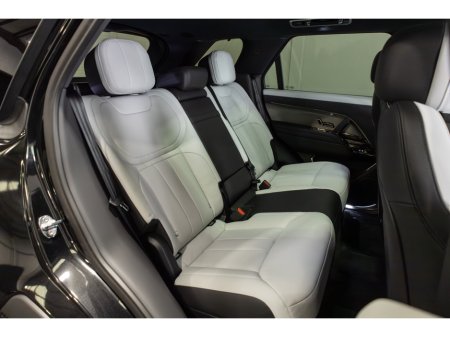 2026 Land Rover Range Rover Sport - thumbnail 11