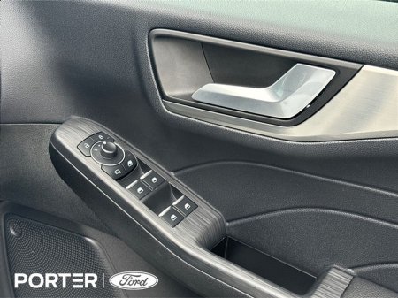 2024 Ford Kuga 2.5 PHEV TITANIUM 225PS *AUTO* €35,950 thumbnail