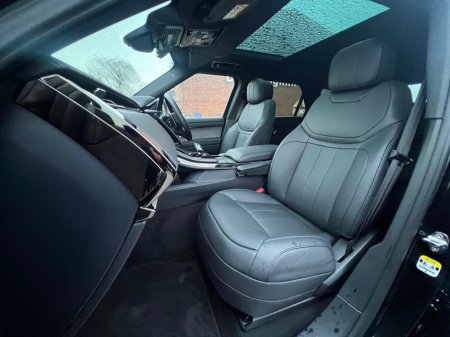2025 Land Rover Range Rover Sport P460E PHEV 3.0 EDITION *LOW KMS* €119,950 thumbnail