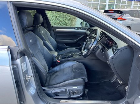 2020 Volkswagen Arteon R-LINE 240HP 4MOTION AUTOMATIC 2.0 DIESEL //HIGH SPEC//PANORAMIC GLASS ROOF//KEYLESS ENTRY//SAT NAV//HEATED FRONT AND REAR SEATS// €32,950 thumbnail