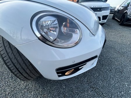 2017 Volkswagen Beetle - thumbnail 17