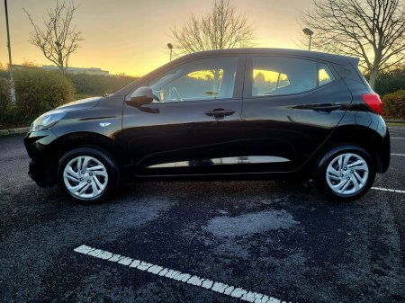 2022 Hyundai i10  €12,999