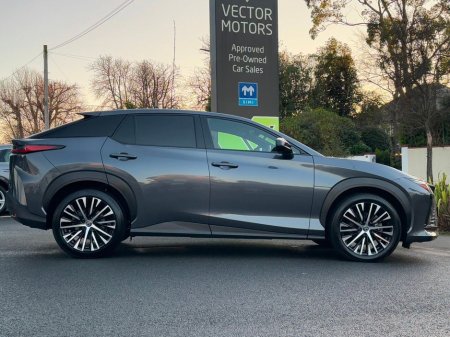 2024 Lexus RZ 450 E PREMIUM PAN ROOF €45,995 thumbnail