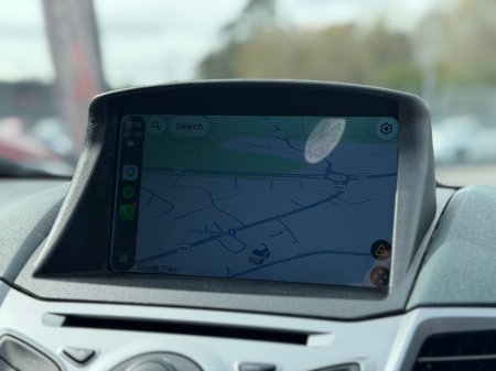 2011 Ford Fiesta - thumbnail 7