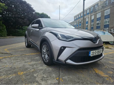 2022 Toyota C-HR HYBRID SOL 4DR AUTO €23,950