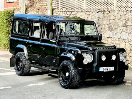 2011 Land Rover Defender - thumbnail 7