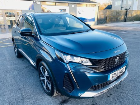 2022 Peugeot 3008 - view 3