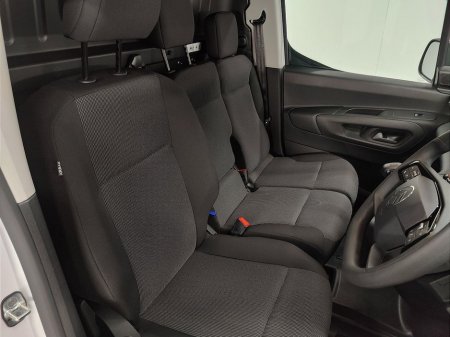 2025 Citroen Berlingo LWB Enterprise Plus From €109 Per Week €24,032 thumbnail