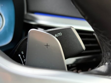 2018 BMW 5 Series - thumbnail 12