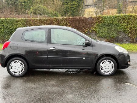 2010 Renault Clio 1.2 16V ETH ROYALE ECO €2,950 thumbnail