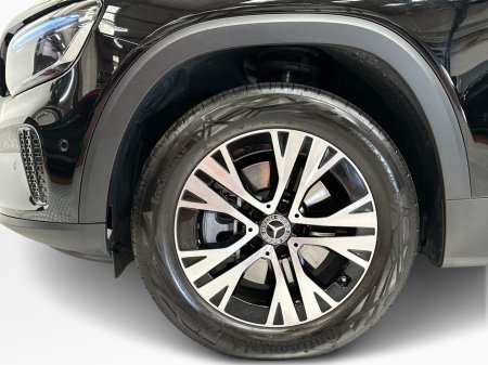2025 Mercedes-Benz GLB GLB200 D Progressive Line + *Saving €8,748 from new price* €61,900 thumbnail