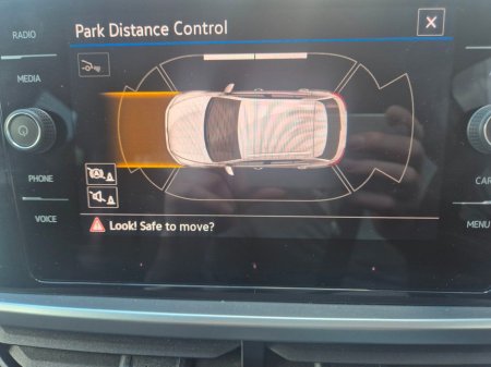 2025 Volkswagen T-Roc - photo 5