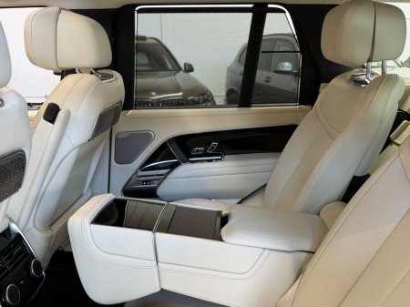 2025 Land Rover Range Rover - thumbnail 23