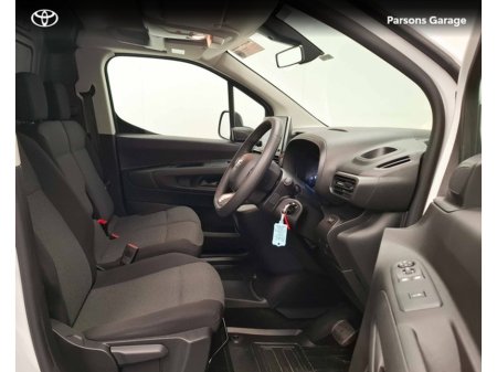 2025 Toyota Proace City - thumbnail 7